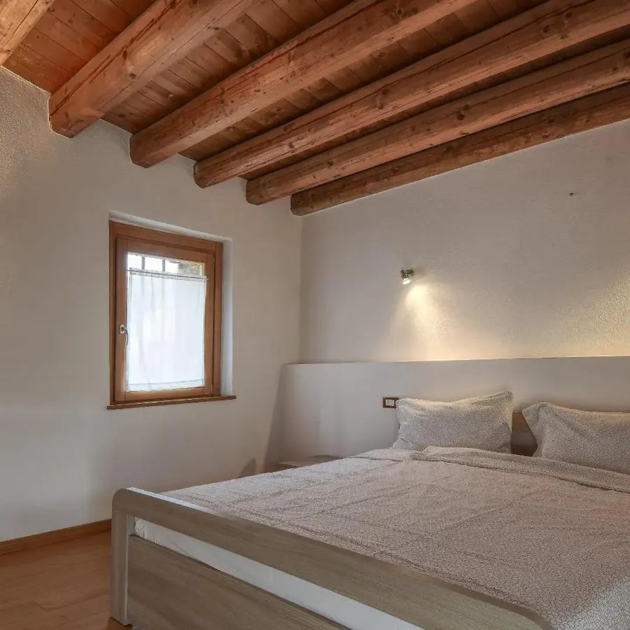 ゲストハウス Romantic Boutique Hospitality Revine Lago